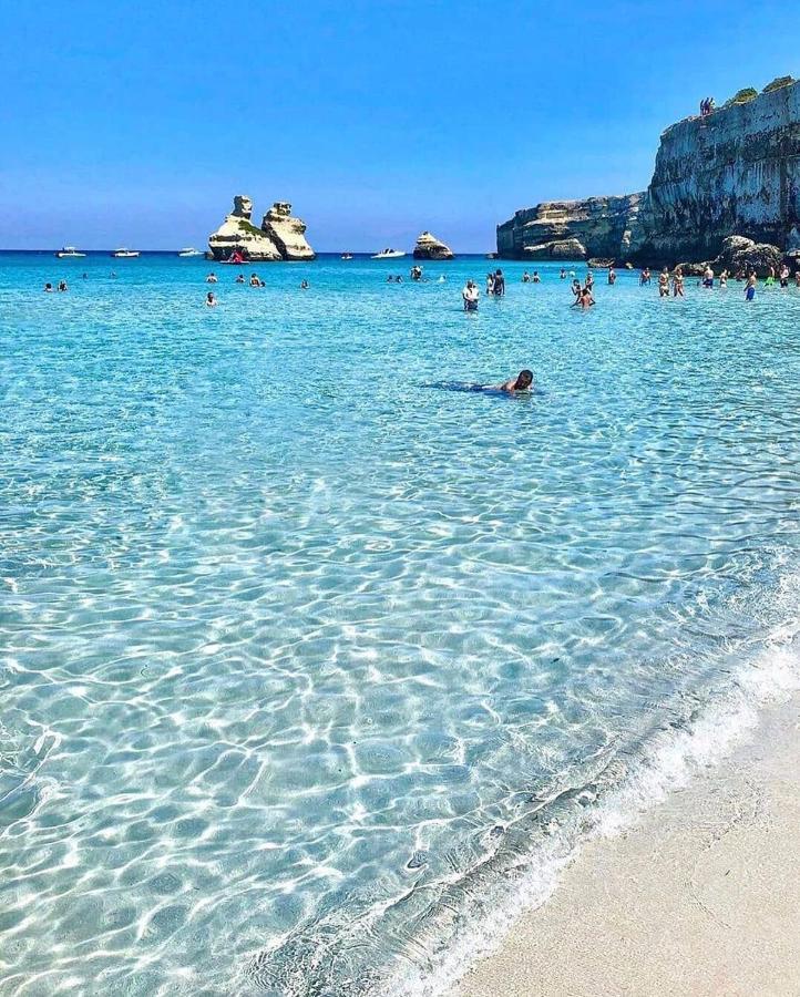 Villa Torre dell'Orso centro - villino vista mare con ampio giardino Esterno foto