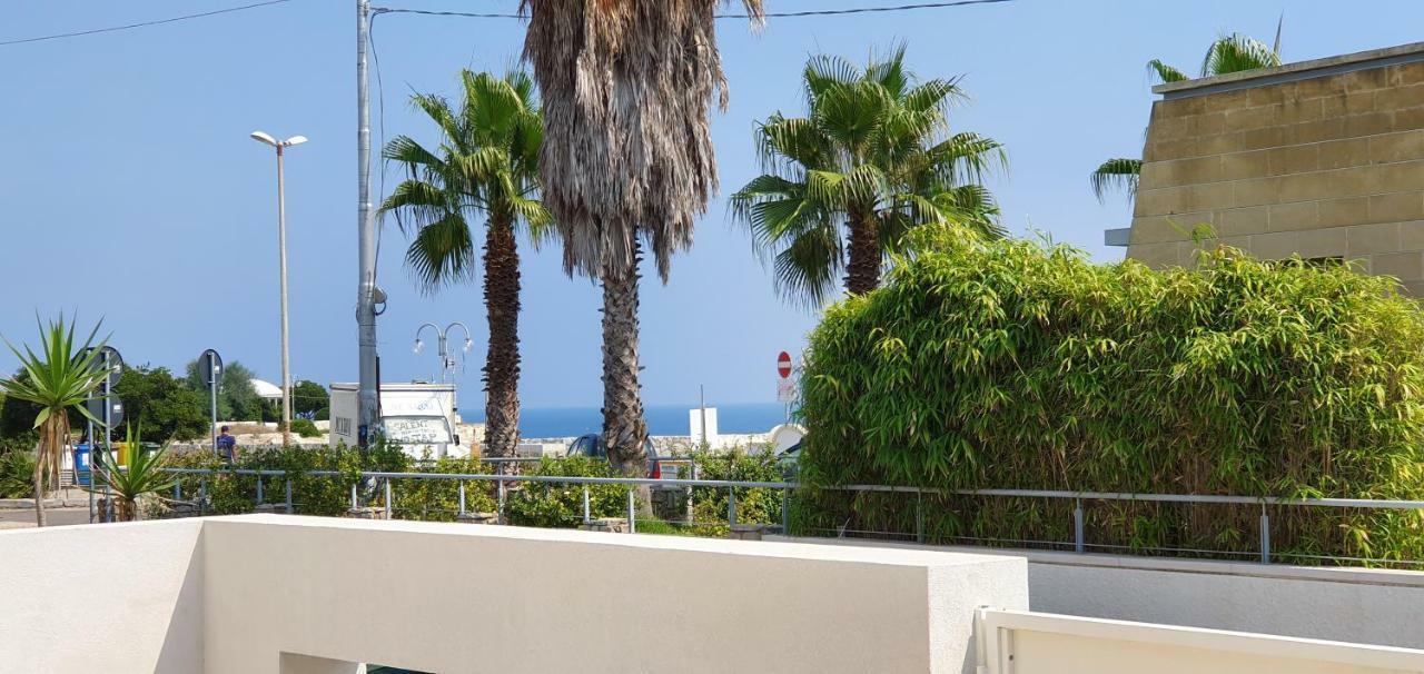 Villa Torre dell'Orso centro - villino vista mare con ampio giardino Esterno foto