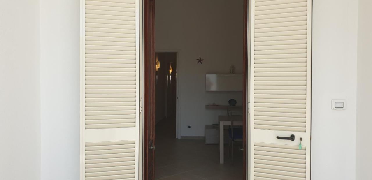 Villa Torre dell'Orso centro - villino vista mare con ampio giardino Esterno foto